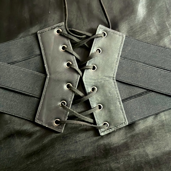 CORSET BELT - Picture 1 of 3